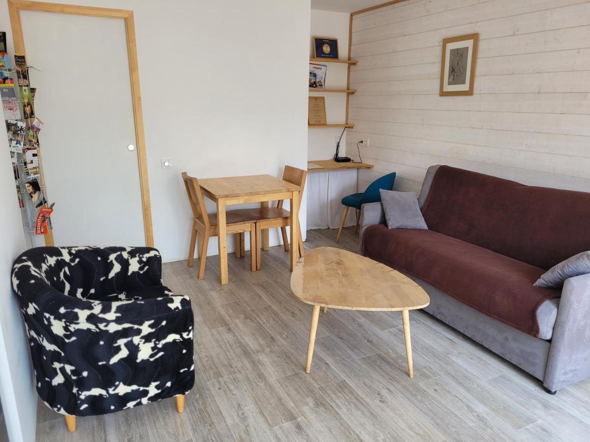 Angers Green Lodge Exteriör bild